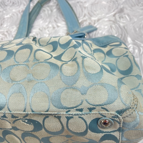 Coach F13742 Lt. Blue Soho Pleated Jacquard Tote, GUC - Picture 11 of 17